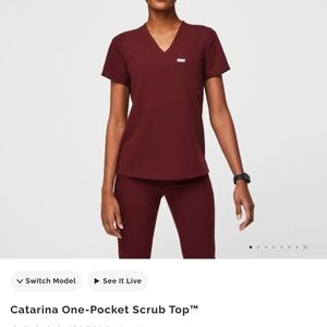 Figs One-Pocket Scrub Top - Burgundy